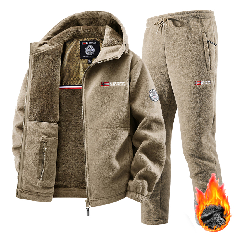 新作ウィンタースポーツウェアセット メンズ レトロトレーニン - Winter Clothing Pk のレビューと価格